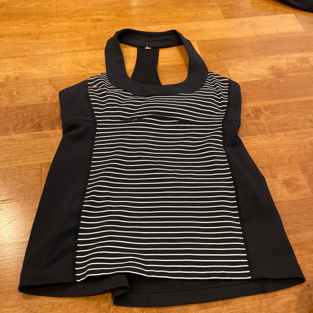 LuluLemon Scoop-Neck Tank with Shelf Bra